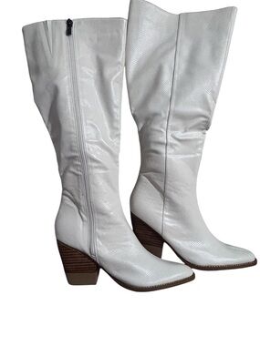 Arider Girl Size 10 White Knee-High Block Heel Boots-NWOT